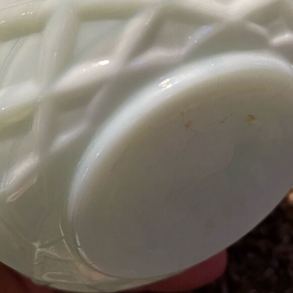 Color Lite blue Opaline Basket Weave Patterned glass with Lid and Cork. - Picture 6 of 9